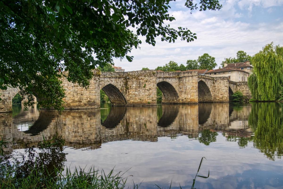 Tranquille Vienne Gites A Chirac Dept Charente Экстерьер фото
